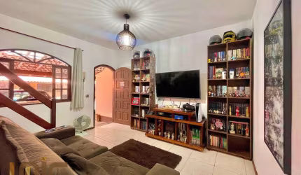 Casa com 2 dormitórios à venda, 70 m² por R$ 320.000,00 - Parque São Luiz - Teresópolis/RJ