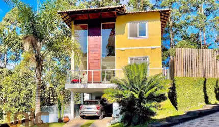 Casa com 4 dormitórios à venda, 167 m² por R$ 1.050.000,00 - Bom Retiro - Teresópolis/RJ