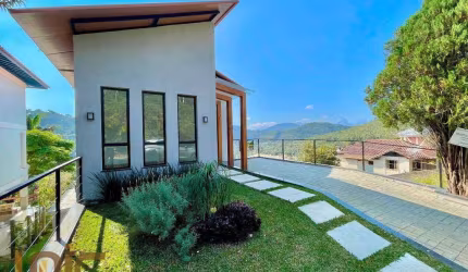Casa com 3 dormitórios à venda, 145 m² por R$ 820.000,00 - Albuquerque - Teresópolis/RJ