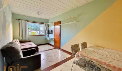 Apartamento com 2 dormitórios à venda, 62 m² por R$ 270.000,00 - Alto - Teresópolis/RJ