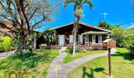 Casa com 4 dormitórios à venda, 232 m² por R$ 980.000,00 - Cotia - Guapimirim/RJ