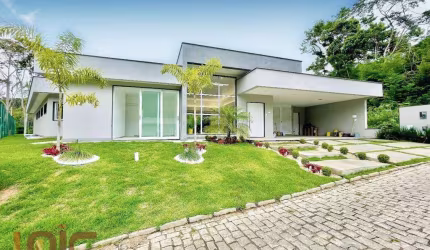 Casa com 4 dormitórios à venda, 400 m² por R$ 2.750.000,00 - Quebra Frascos - Teresópolis/RJ