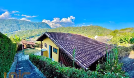 Casa com 2 dormitórios à venda, 121 m² por R$ 470.000,00 - Albuquerque - Teresópolis/RJ
