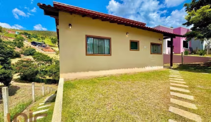 Casa com 2 dormitórios à venda, 130 m² por R$ 630.000,00 - Sebastiana - Teresópolis/RJ