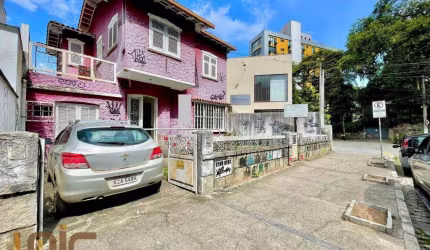 Casa com 3 dormitórios à venda, 140 m² por R$ 1.000.000,00 - Várzea - Teresópolis/RJ