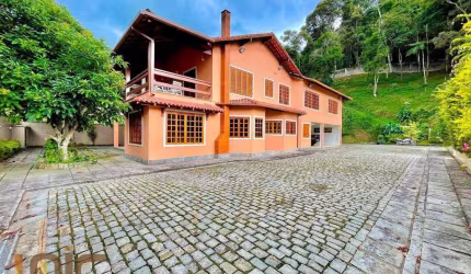 Elegância e Conforto em Albuquerque - Teresópolis/RJ - Casa Alto Padrão à venda - R$ 2.100.000,00