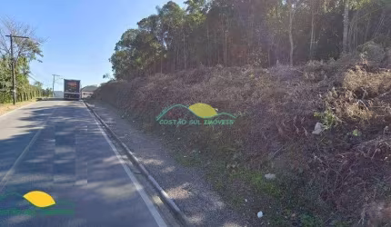 Terreno de 3.643,69m² no Parque Residencial Manoel de Melo em Forquilhas com bom potencial de comer