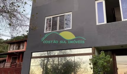 Studio disponível para locação mensal no Morro das Pedras, Florianópolis, SC