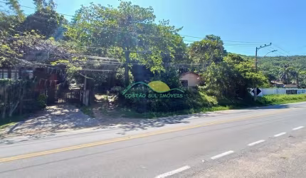Terreno de 18.000m² à venda no Morro das Pedras, Florianópolis/SC
