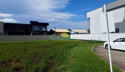 Terreno plano de 399,42m², plano, com ESCRITURA PÚBLICA, no Condomínio Caminho do Engenho I - Campe