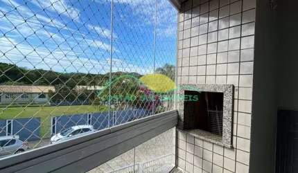 Apartamento Semi-mobiliado e Vaga de Garagem Rotativa para Locação Anual no  Ribeirão da Ilha, Flor
