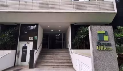 Ótima Sala Comercial na Rua do Fórum Taquara