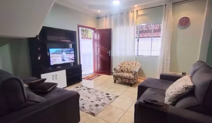 Casa 4 Dorm, 189,10 m² de área útil. Bairro: CANTO DO FORTE.