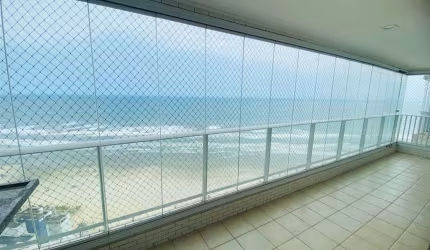 Apto 3 Dorms c/ Suíte, 100 m² de área útil, FRENTE MAR, LAZER COMPLETO. Bairro: MIRIM.