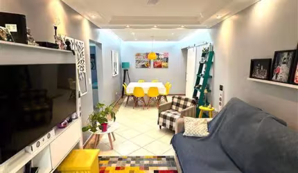 Apto de 2 Dorm c/ SUÍTE, SACADA com CHURRASQUEIRA A CARVÃO, 85 m² de área útil. BAIRRO: FORTE.