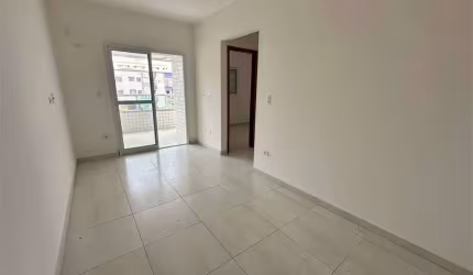Apto de 2 Dorm, sendo 1 suíte, SACADA, 60,69 m² de área útil, bairro: OCIAN.