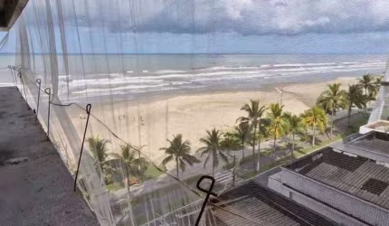 Apto de 2 Dorm c/ 2 SUÍTES, 2 VAGAS, VISTA MAR, PRÉDIO FRENTE MAR, 79 m² de área útil. BAIRRO:IMPERADOR.