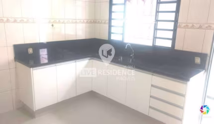 Casa à venda no Jardim Santa Filomena em Itatiba/SP com 3 dormitórios