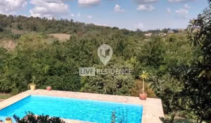 Linda Chácara em Condomínio com muita área verde e Lagos