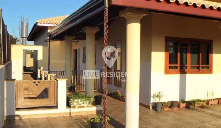 Vende Rodovia Dom Pedro I Alto Padrão permuta Apartamento em Itatiba