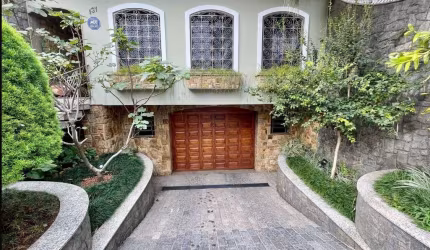 Casa - Padrão, para Venda em São Paulo/SP