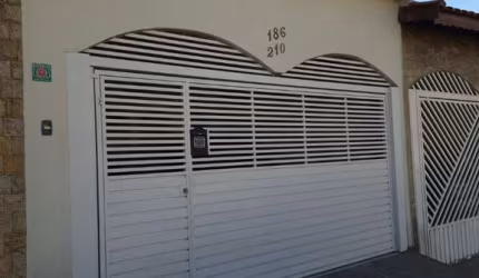 Casa - Sobrado Padrão, para Venda em São Paulo/SP