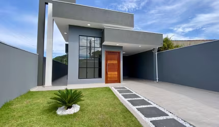 Casa - Padrão, para Venda em Mongaguá/SP