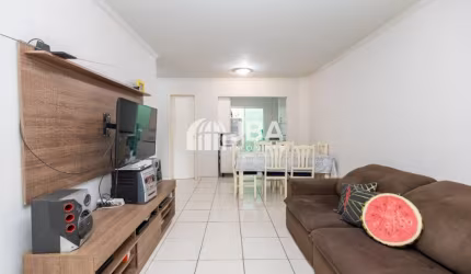 CASA TERREA COM ATICO NO CAJURU