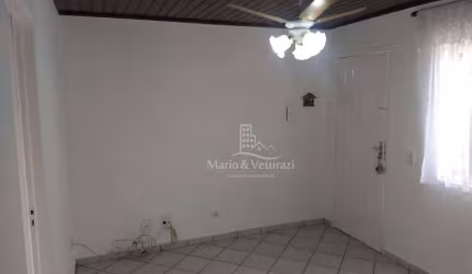 Apartamento com 2 dormitórios à venda por R$ 150.000,00 - Vila Santo Antônio - Guarujá/SP