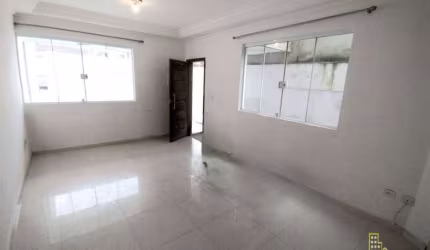 Sobrado com 3 dormitórios à venda, 125 m² por R$ 600.000,00 - Jardim Las Palmas - Guarujá/SP