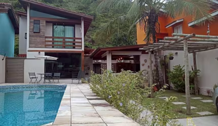 Casa com 3 suítes à venda, 158 m² por R$ 1.120.000,00 - Guaiuba - Guarujá/SP