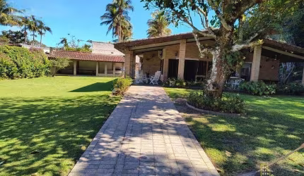 Casa com 3 dormitórios à venda, 280 m² por R$ 2.500.000,00 - Guaiuba - Guarujá/SP