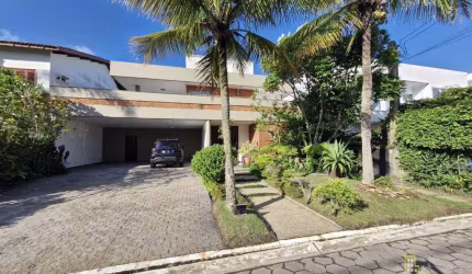 Sobrado com 4 suítes à venda, 370 m² por R$ 2.400.000,00 - Acapulco - Guarujá/SP