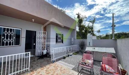 Casa para Venda em Pontal do Paraná, Canoas, 2 dormitórios, 1 suíte, 1 banheiro, 1 vaga