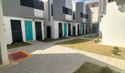 LINDO CONDOMINIO DE CASAS PROXIMO AO CENTRO