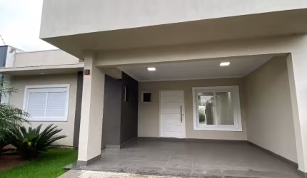 Maravilhosa casa 3 dormitórios com suíte no Vale Ville