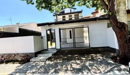 Cond Colinas sobrado minimalista 268 m2 a/c