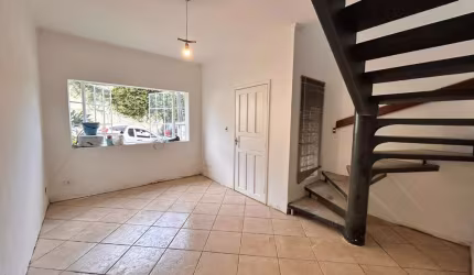 Casa para Venda em Cotia, Barro Branco, 2 dormitórios, 1 banheiro, 1 vaga