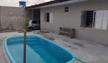 Casa Aluguel com Piscina!