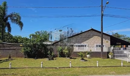 Casa com 5 quartos no Carmery
