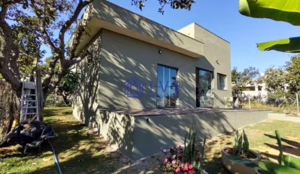 Casa com 3 quartos à venda no Lagoinha de Fora, Lagoa Santa  por R$ 800.000