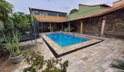 Casa com 3 quartos à venda no Jardim Guanabara, Belo Horizonte  por R$ 1.800.000