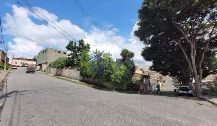 Terreno à venda no Jardim Guanabara, Belo Horizonte  por R$ 500.000