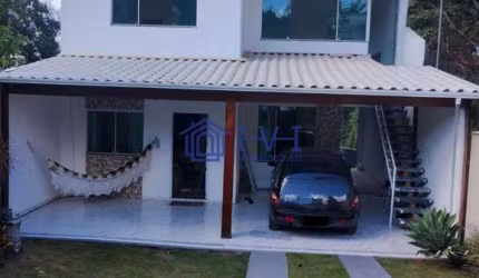 Casa em condomínio fechado com 4 quartos à venda na Bela Vista, Vespasiano  por R$ 800.000