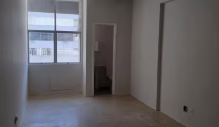 Sala comercial com 1 sala à venda no Centro, Belo Horizonte  por R$ 69.999