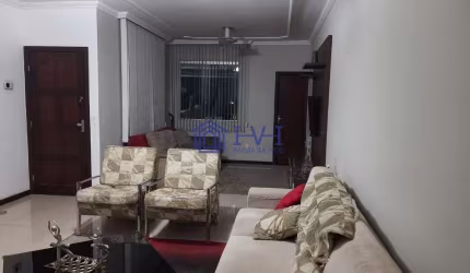 Casa com 3 quartos à venda na Candelária, Belo Horizonte  por R$ 750.000