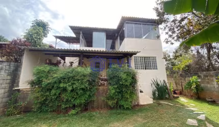 Casa com 2 quartos à venda na Lundcéia, Lagoa Santa  por R$ 700.000