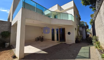Casa com 3 quartos à venda no Trevo, Belo Horizonte  por R$ 1.200.000