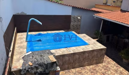 Casa com 2 quartos à venda no Cruzeiro, Ribeirão das Neves  por R$ 381.600