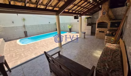 Casa com 3 quartos à venda na Serra Dourada, Vespasiano  por R$ 398.000